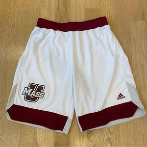 Adidas authentic mens UMass basketball shorts white size large